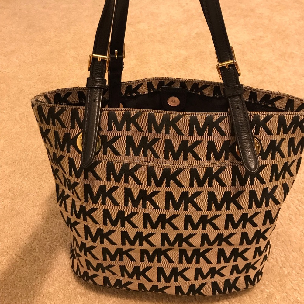 Michael Kors Shoulder Bag